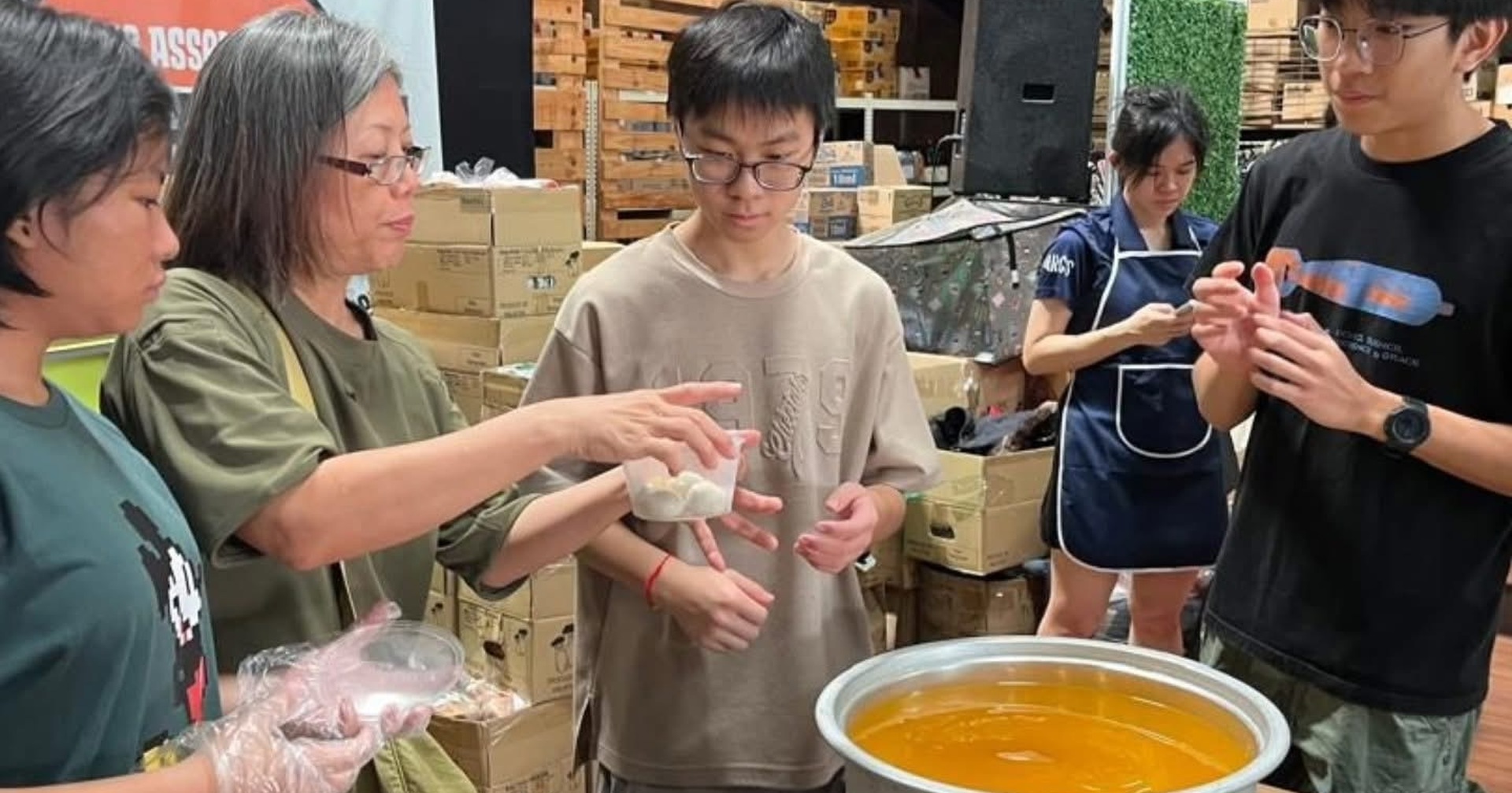 KCV Members Volunteers at The Assembly Soup Kitchen!