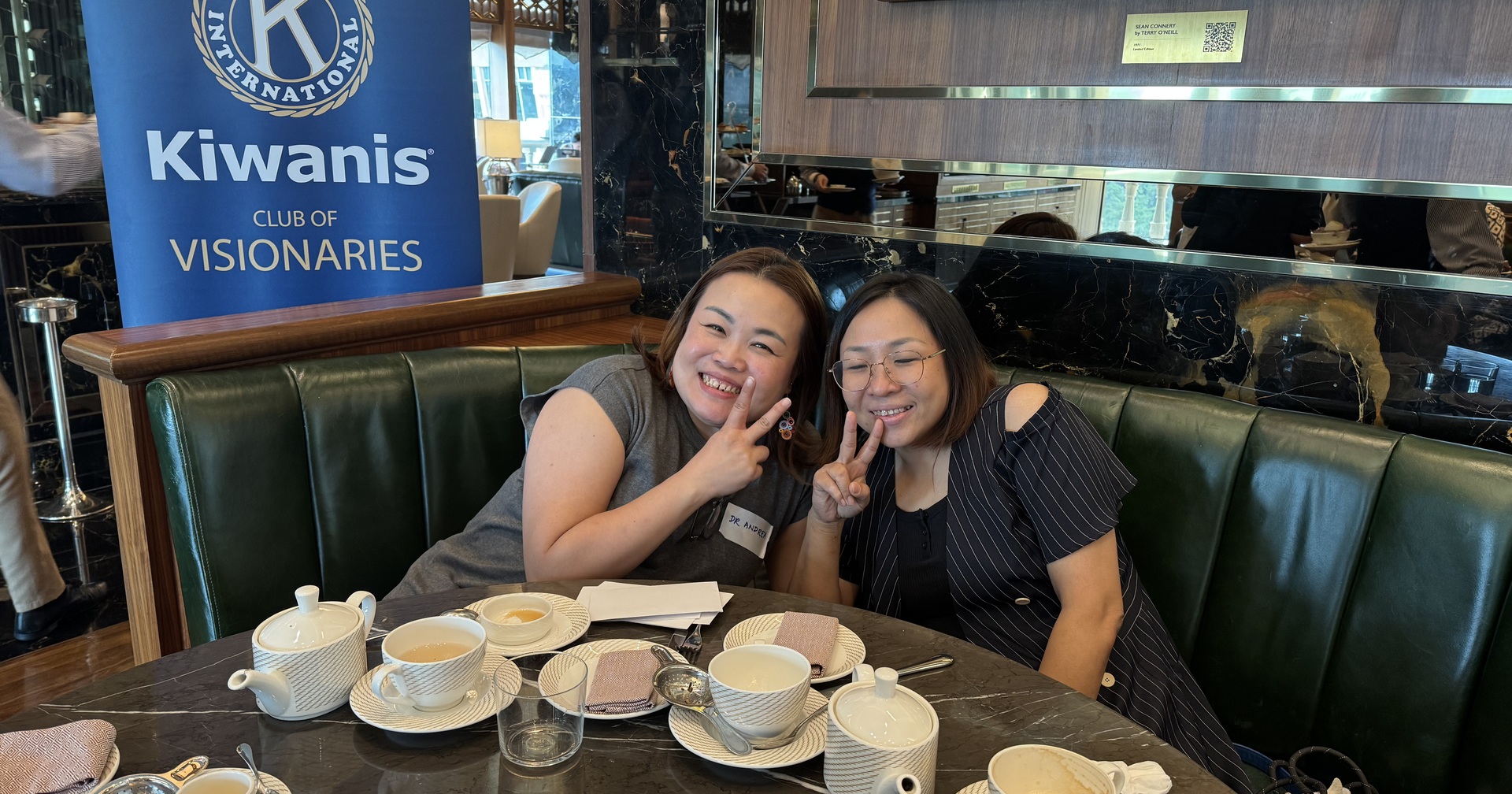 Kiwanis Club of Visionaries meets at Gordon Ramsay!